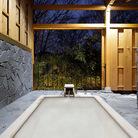 源泉かけ流し 白濁 Forest Suite Hakone Sengokuhara Exterior photo