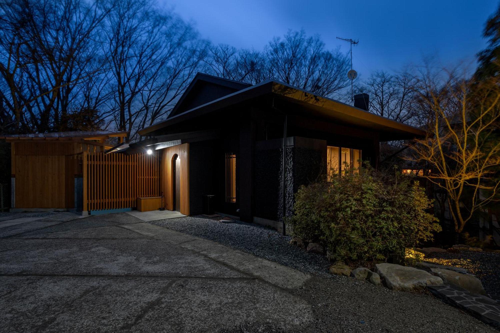 源泉かけ流し 白濁 Forest Suite Hakone Sengokuhara Exterior photo