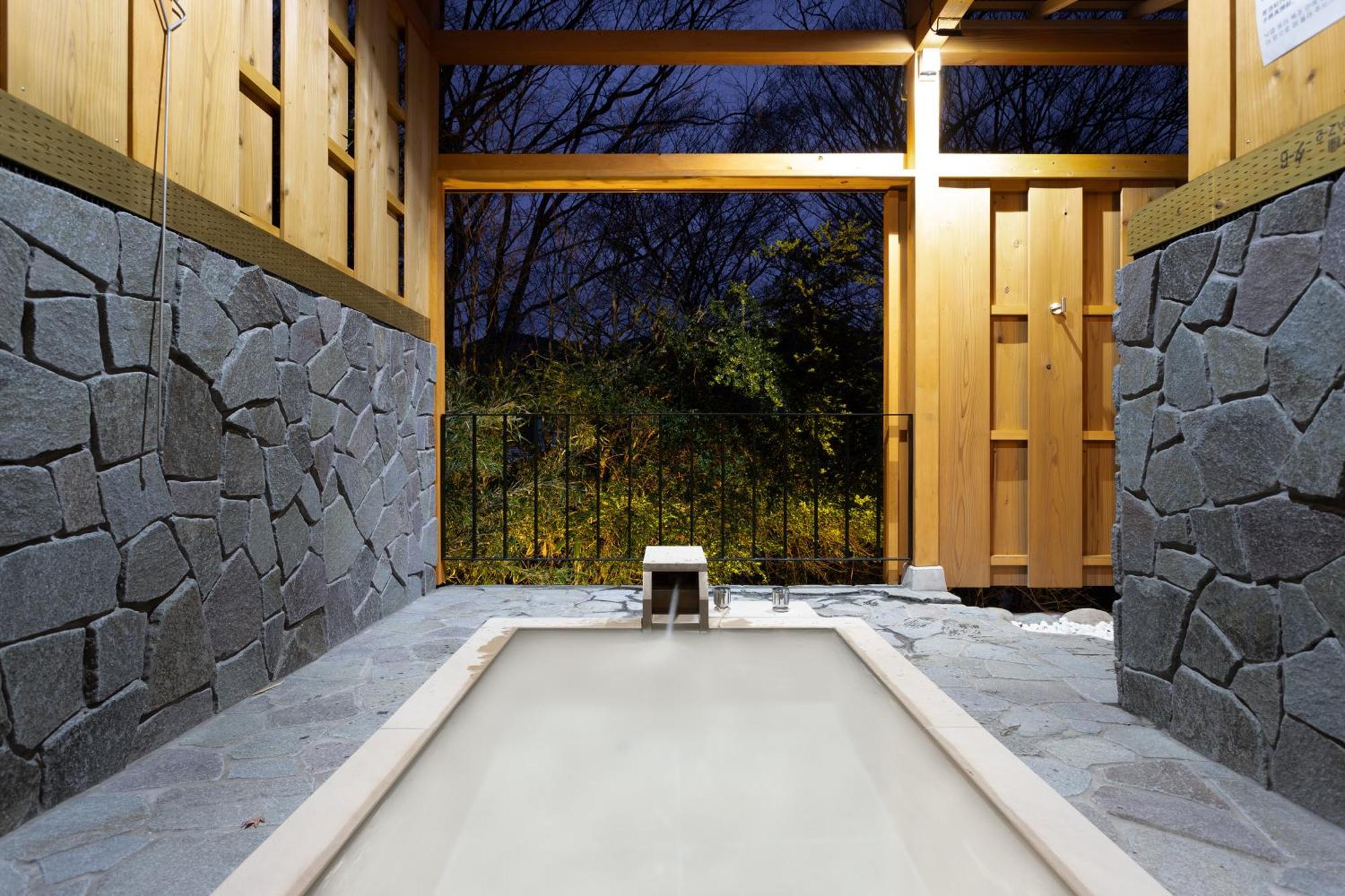 源泉かけ流し 白濁 Forest Suite Hakone Sengokuhara Exterior photo